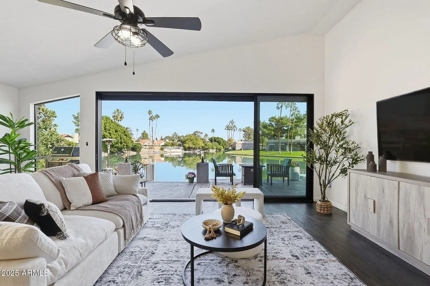 professional property staging company